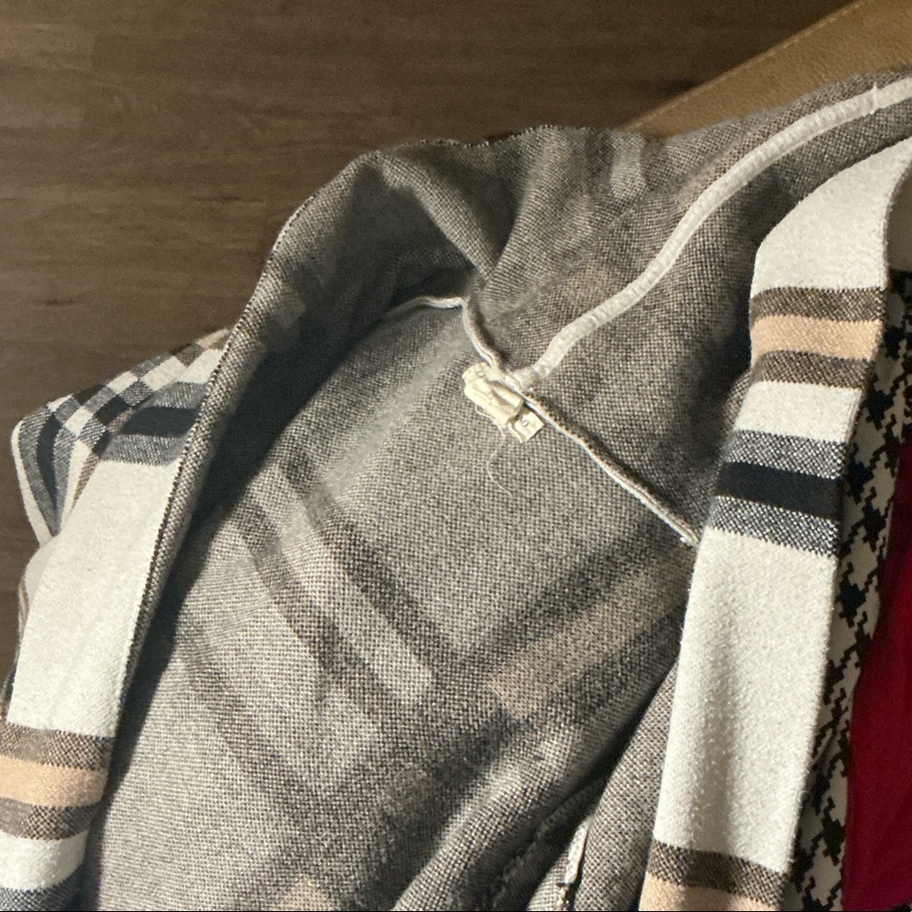 Gray Plaid Scarf